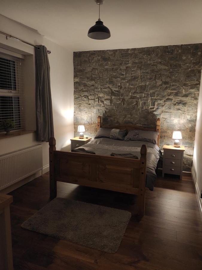 White Barn Cottage Clonmany Exterior foto